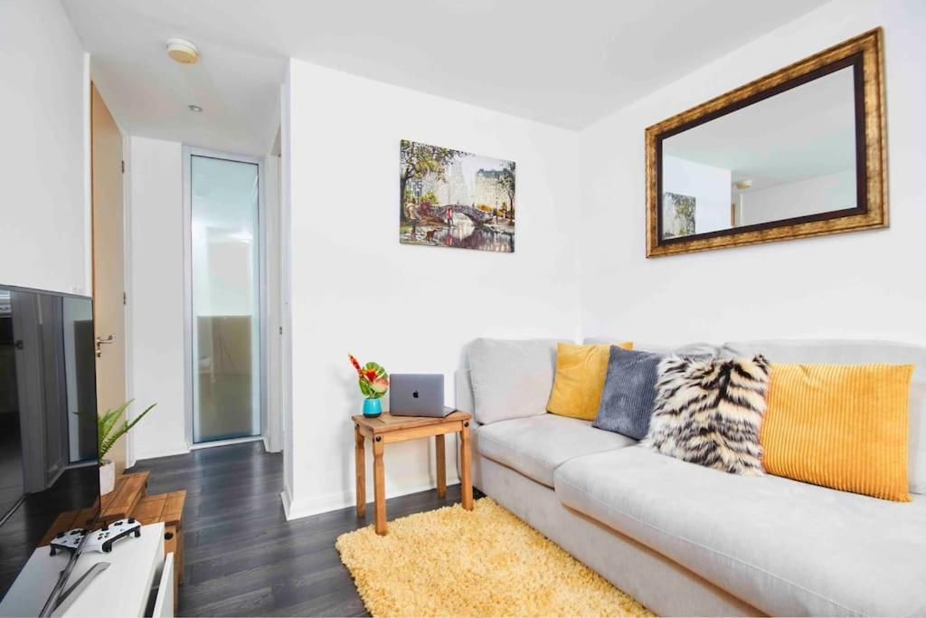 Dellehomes- Free Parking, Wfh, Family-Friendly Manchester Exteriér fotografie